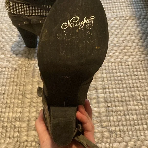 Naughty monkey heeled boot - Picture 3 of 3